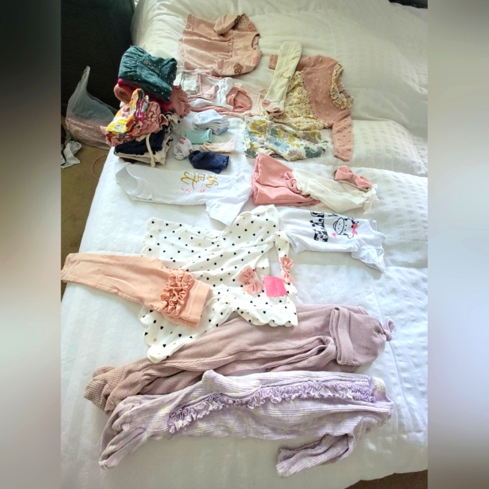 LOT of babygirl clothes, 6-9 Months! Over 60 peices!! Excellent condition!